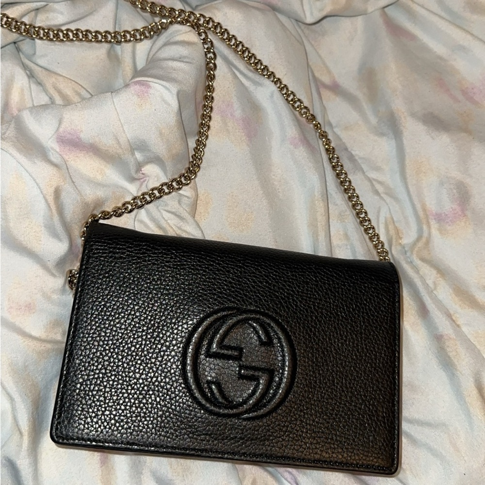 Gucci wallet on a chain